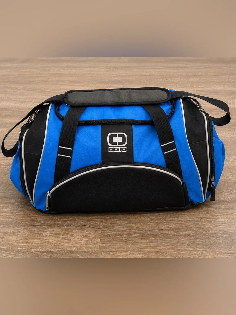 OGIO Duffel Bag Blue Black Gym Travel Sports Bag Shoe Compartment
